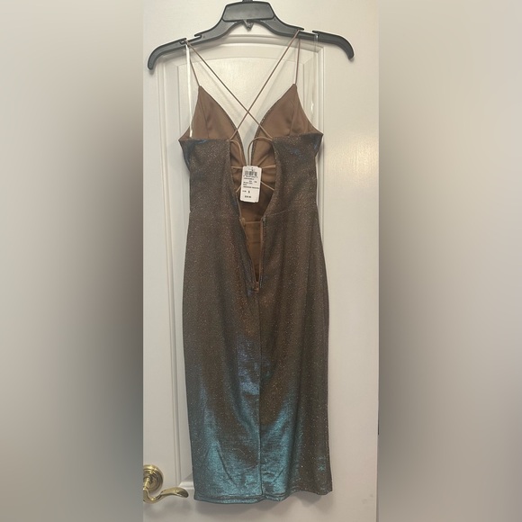 NWT WINDSOR Size S Gold Holographic Backless Midi Dress with Spaghetti Straps - Picture 4 of 8